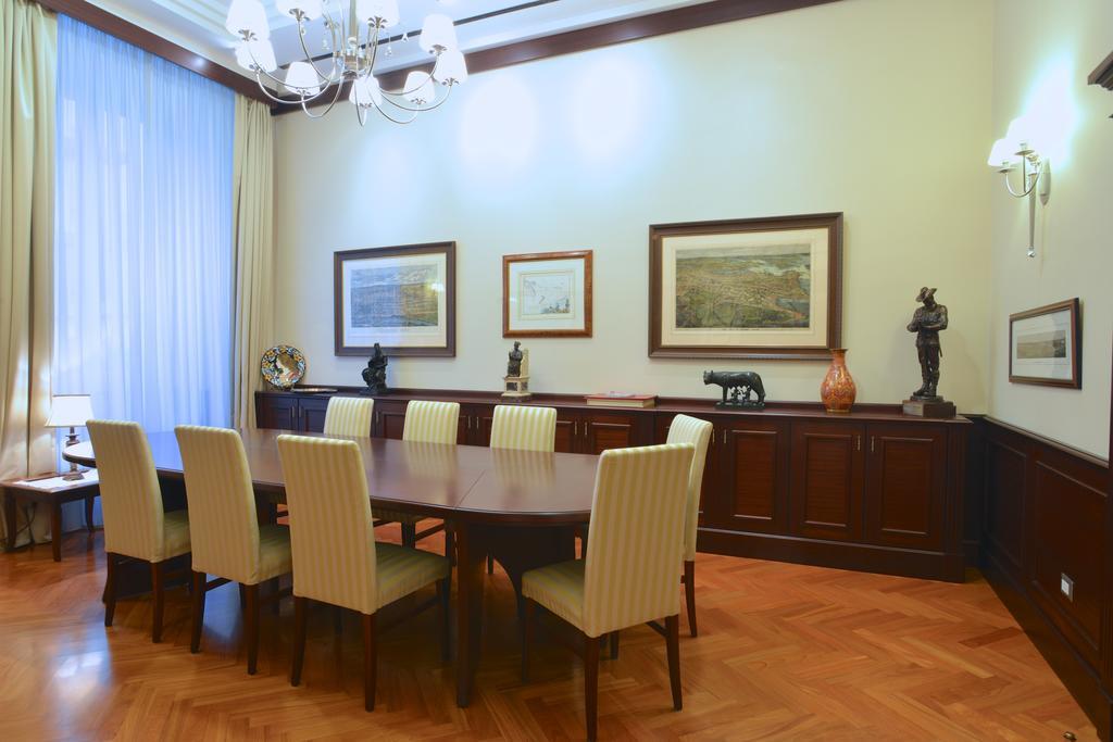 Domus Australia Hotel Rome Bagian luar foto